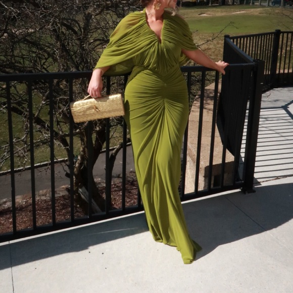 Deme by Gabriella Elegant Green Evening Gown - Picture 5 of 5